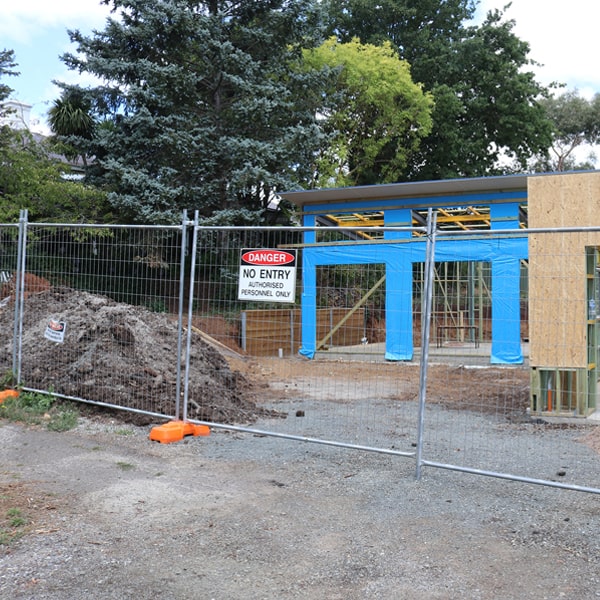 do you deliver and install temporary fencing and what's the cost for these services in Sea Girt